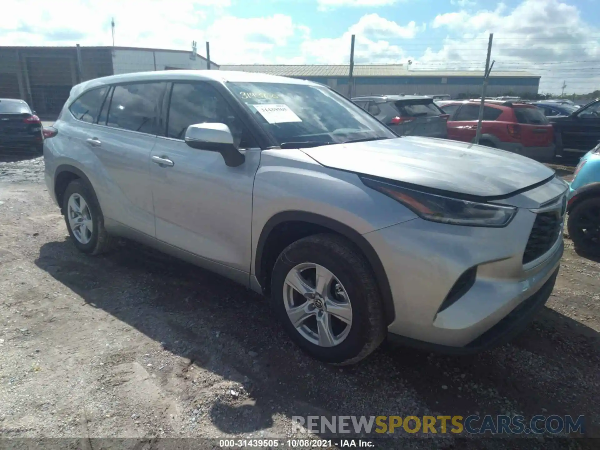 1 Photograph of a damaged car 5TDCZRAH4MS531801 TOYOTA HIGHLANDER 2021