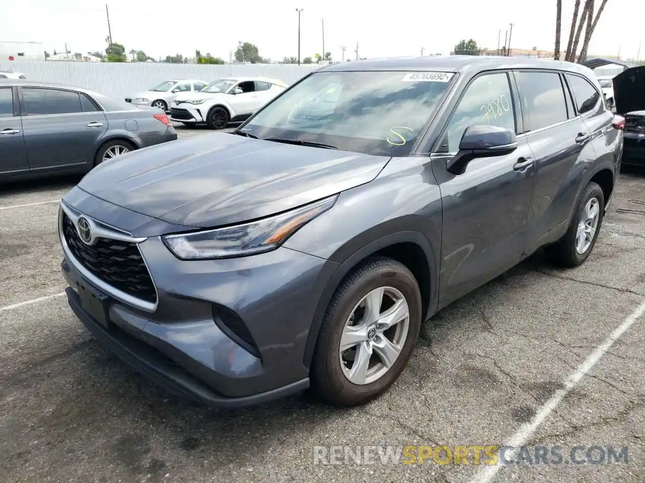 2 Photograph of a damaged car 5TDCZRAH5MS074996 TOYOTA HIGHLANDER 2021