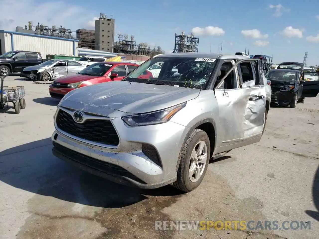 2 Photograph of a damaged car 5TDCZRAH5MS530835 TOYOTA HIGHLANDER 2021