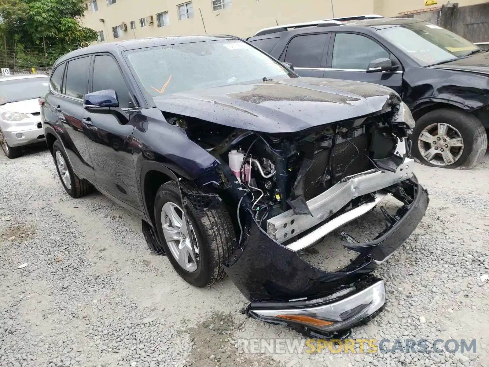 1 Photograph of a damaged car 5TDCZRAH6MS033759 TOYOTA HIGHLANDER 2021