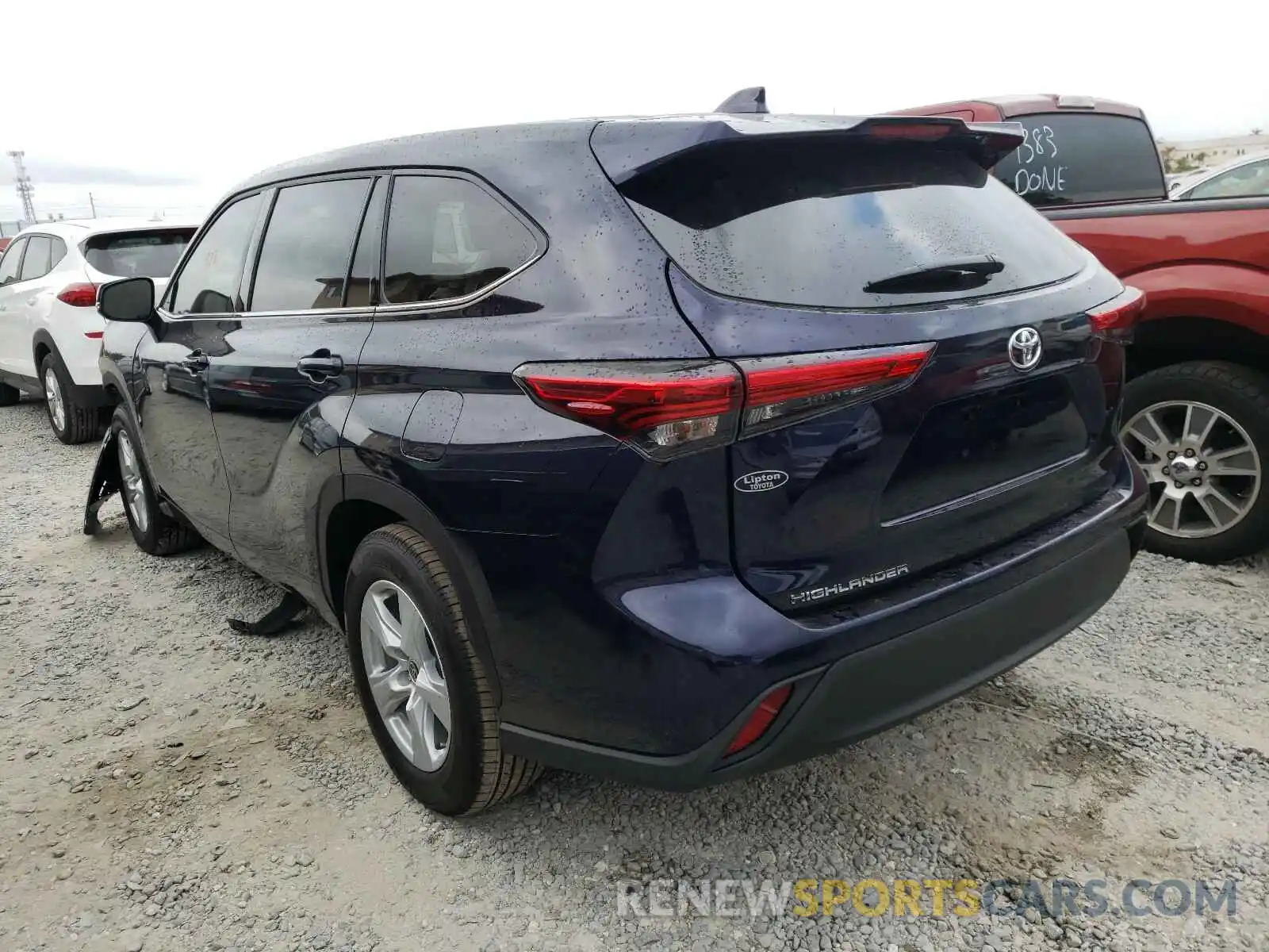 3 Photograph of a damaged car 5TDCZRAH6MS033759 TOYOTA HIGHLANDER 2021