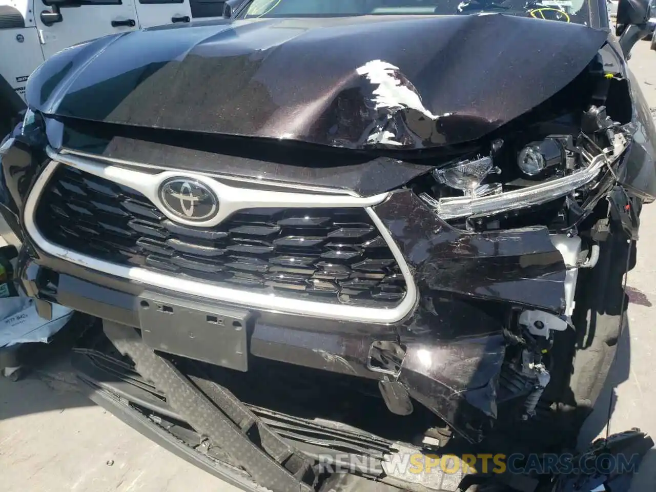 9 Photograph of a damaged car 5TDCZRAH6MS056698 TOYOTA HIGHLANDER 2021