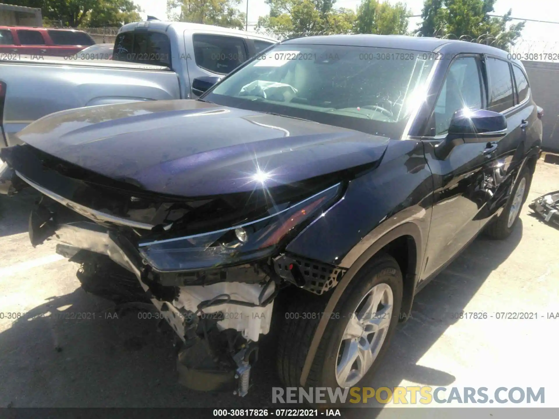 2 Photograph of a damaged car 5TDCZRAH7MS518539 TOYOTA HIGHLANDER 2021