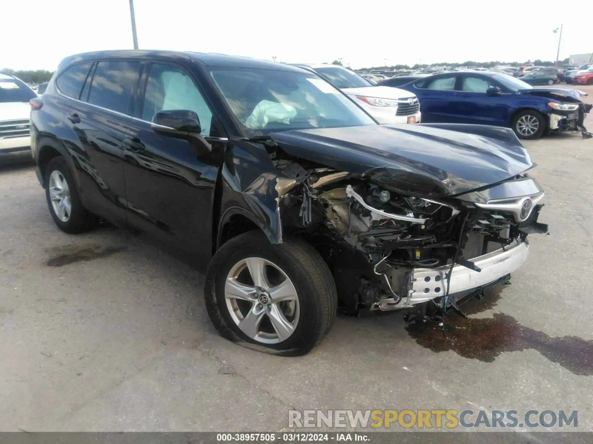 1 Photograph of a damaged car 5TDCZRAH7MS535681 TOYOTA HIGHLANDER 2021