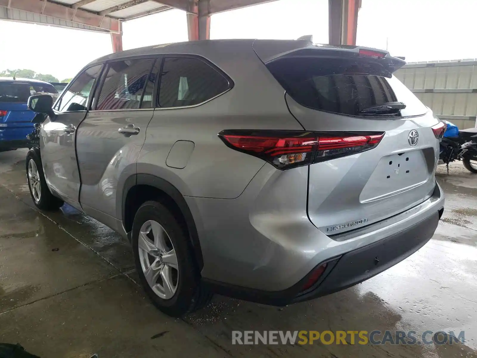 3 Photograph of a damaged car 5TDCZRAH8MS051874 TOYOTA HIGHLANDER 2021