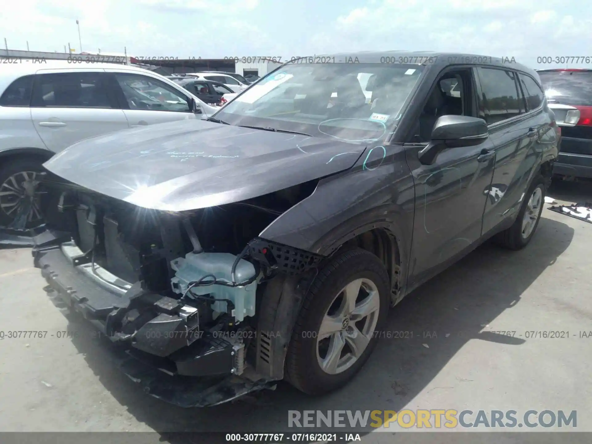 2 Photograph of a damaged car 5TDCZRAH8MS524446 TOYOTA HIGHLANDER 2021