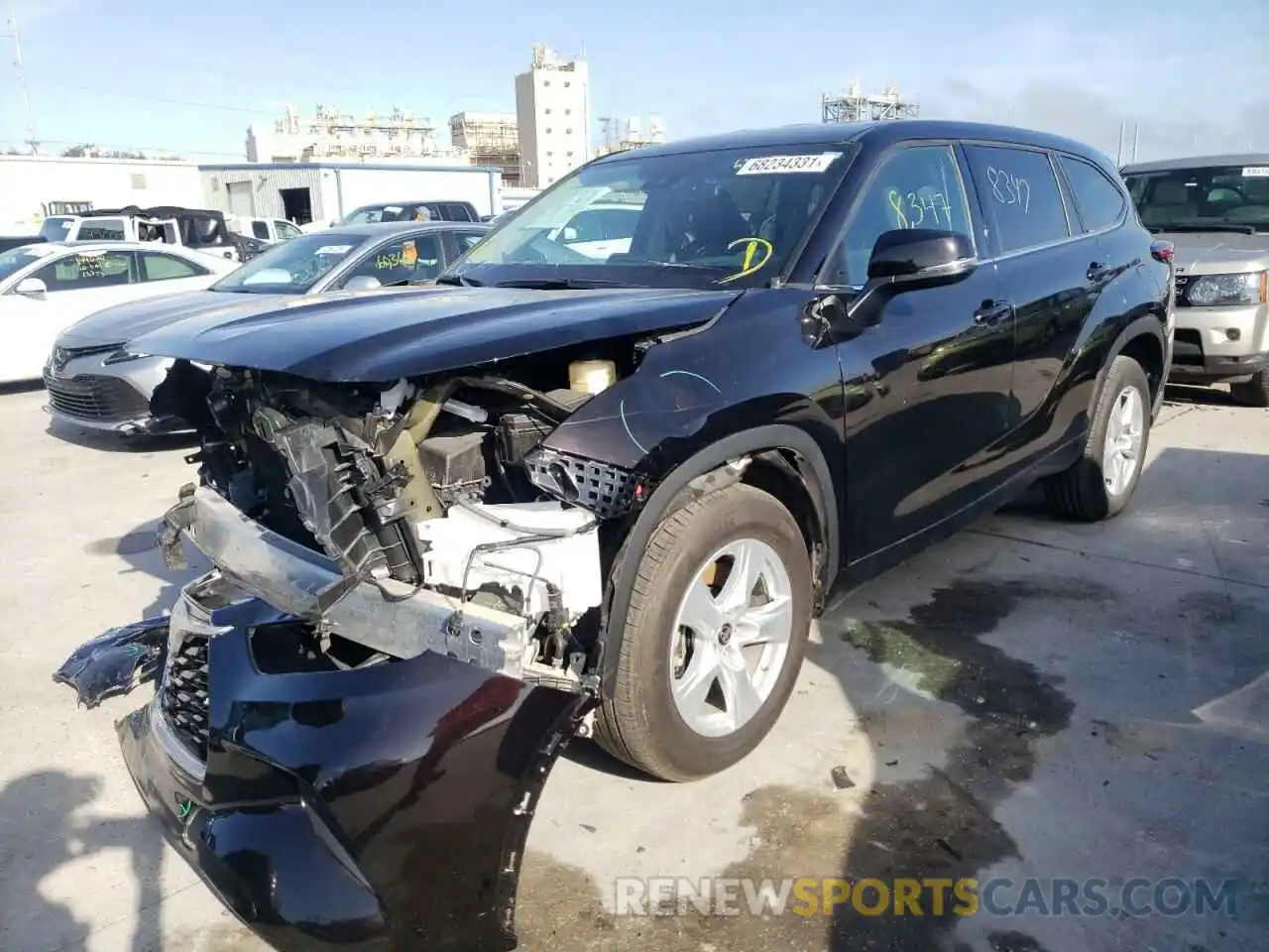 2 Photograph of a damaged car 5TDCZRAH9MS032279 TOYOTA HIGHLANDER 2021