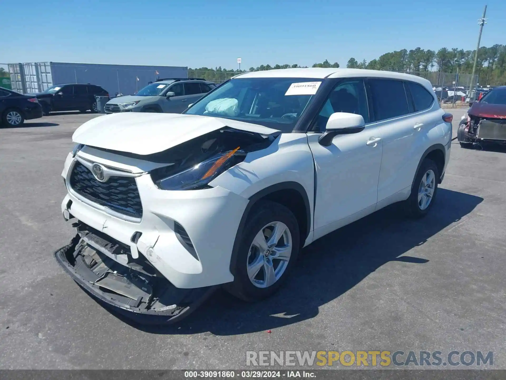 2 Photograph of a damaged car 5TDCZRAH9MS039328 TOYOTA HIGHLANDER 2021