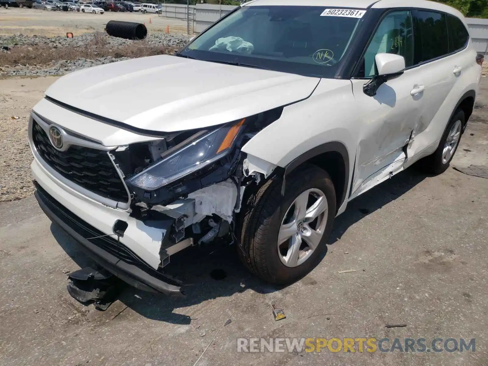 9 Photograph of a damaged car 5TDCZRAH9MS061068 TOYOTA HIGHLANDER 2021