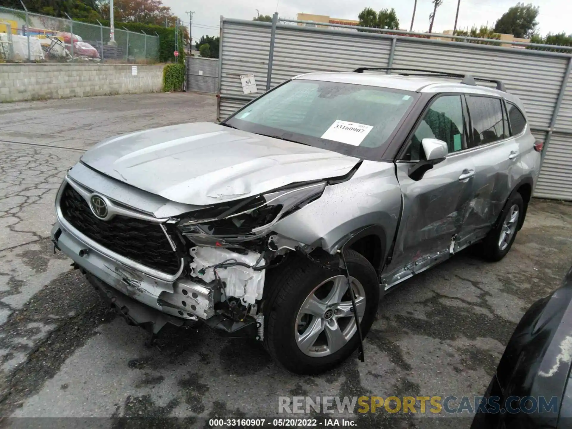 2 Photograph of a damaged car 5TDCZRAH9MS064407 TOYOTA HIGHLANDER 2021