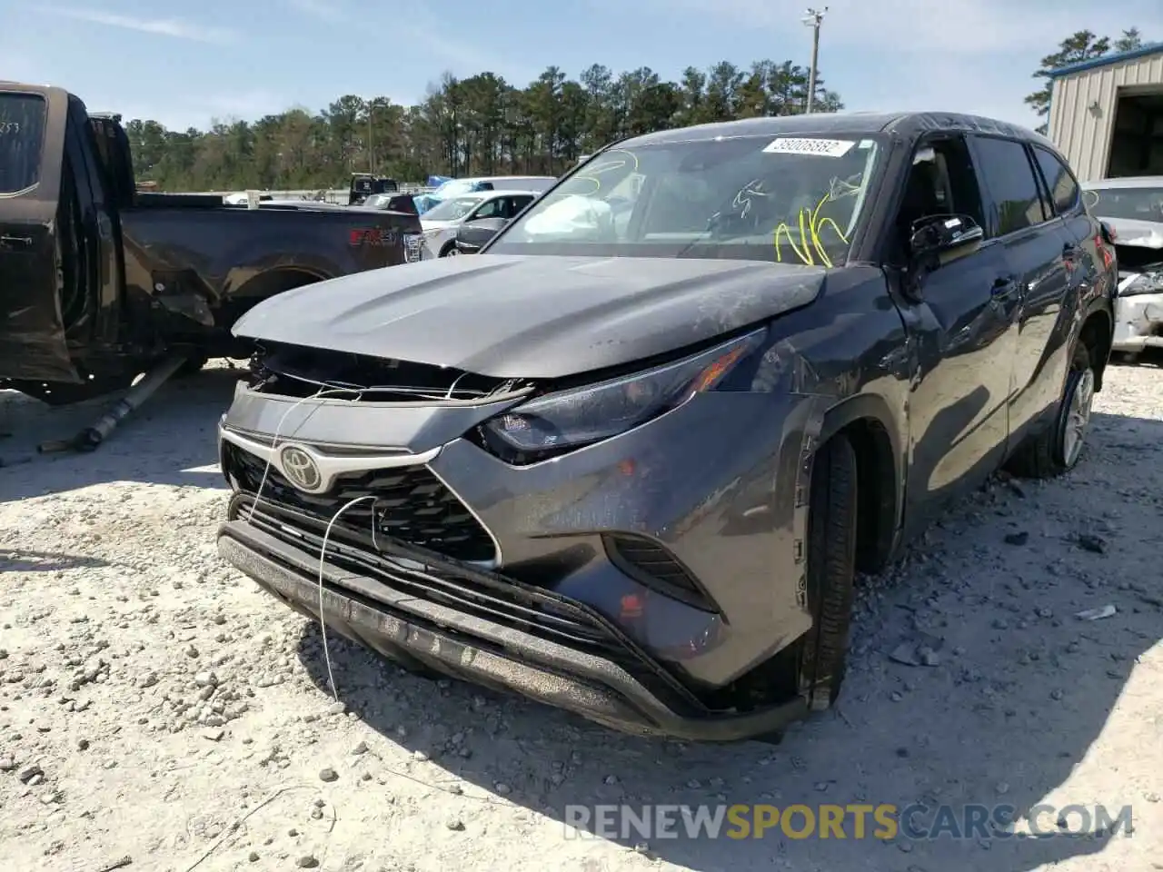 2 Photograph of a damaged car 5TDCZRAH9MS517795 TOYOTA HIGHLANDER 2021