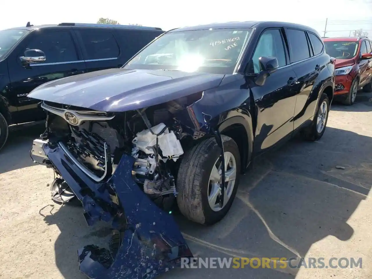 2 Photograph of a damaged car 5TDCZRAH9MS526769 TOYOTA HIGHLANDER 2021