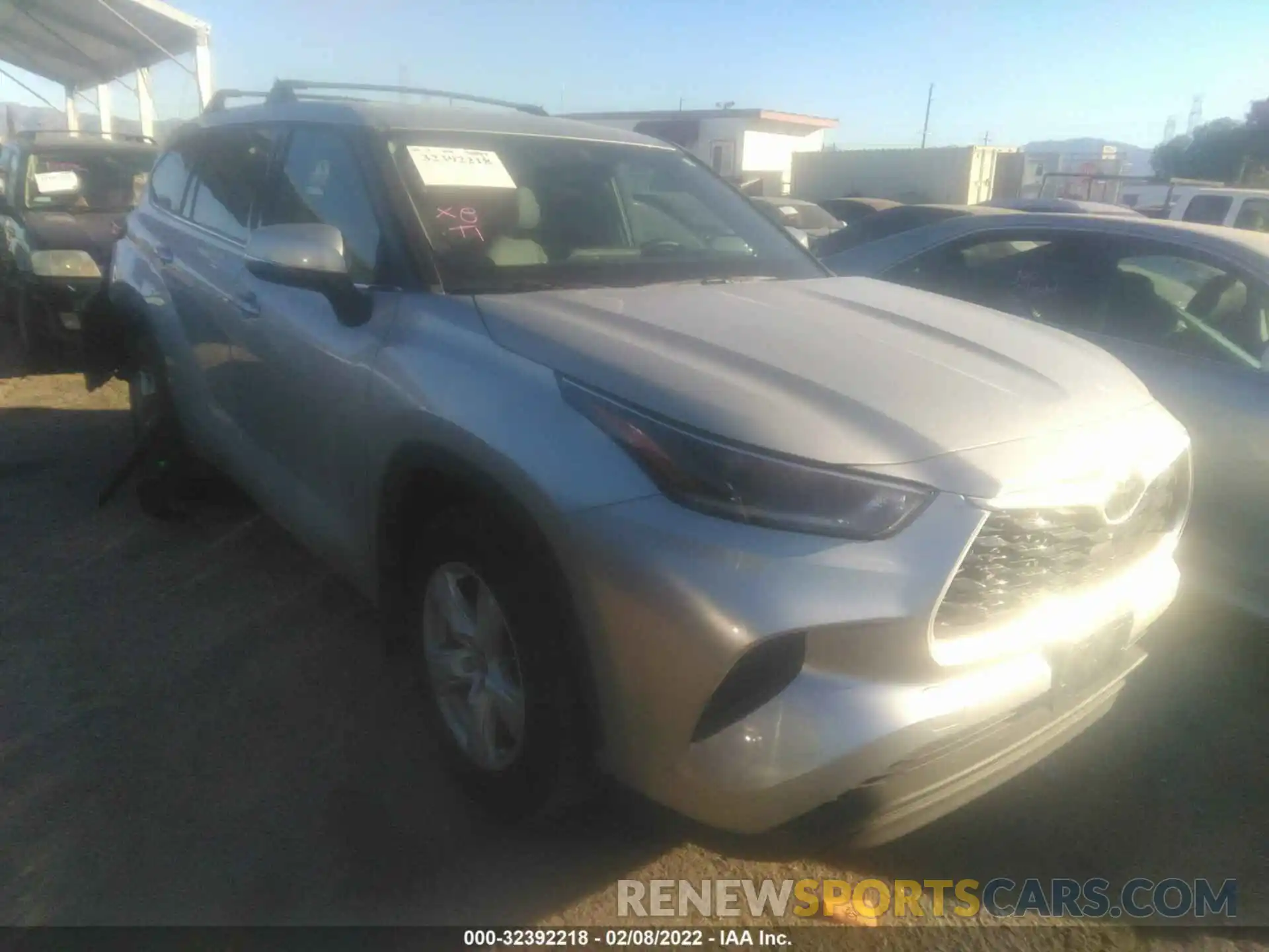 1 Photograph of a damaged car 5TDCZRAHXMS535884 TOYOTA HIGHLANDER 2021