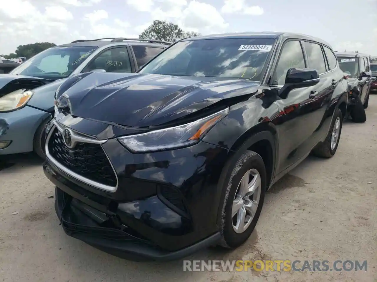 2 Photograph of a damaged car 5TDCZRAHXMS537845 TOYOTA HIGHLANDER 2021