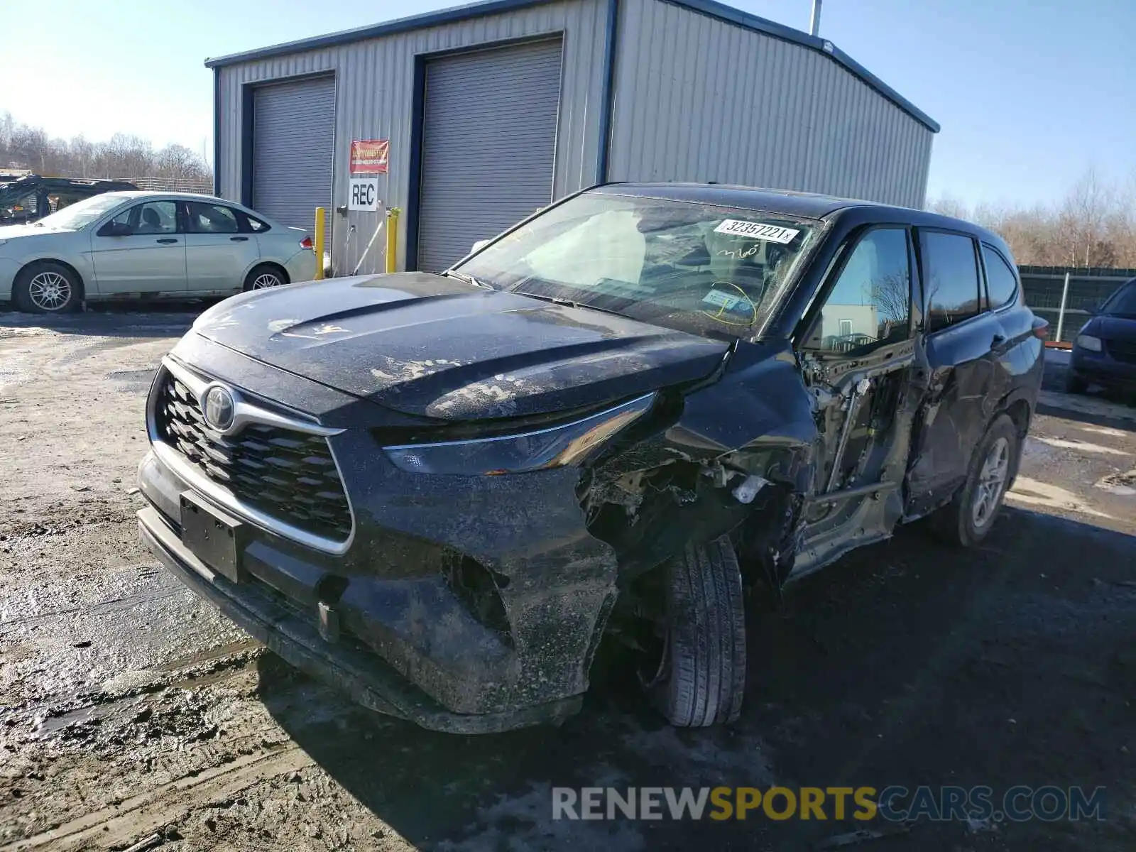 2 Photograph of a damaged car 5TDCZRBH1MS067705 TOYOTA HIGHLANDER 2021