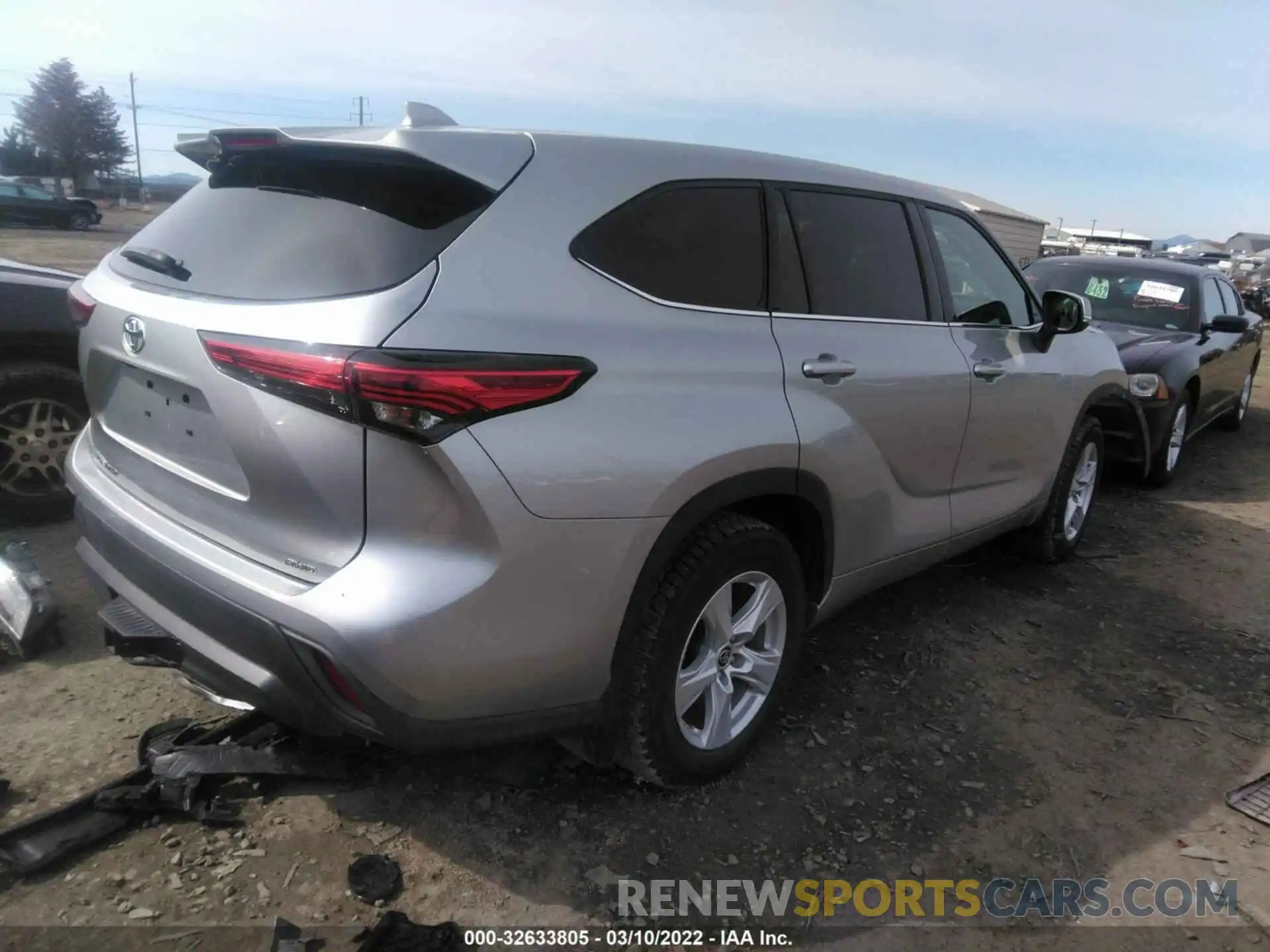 4 Photograph of a damaged car 5TDCZRBH6MS097122 TOYOTA HIGHLANDER 2021