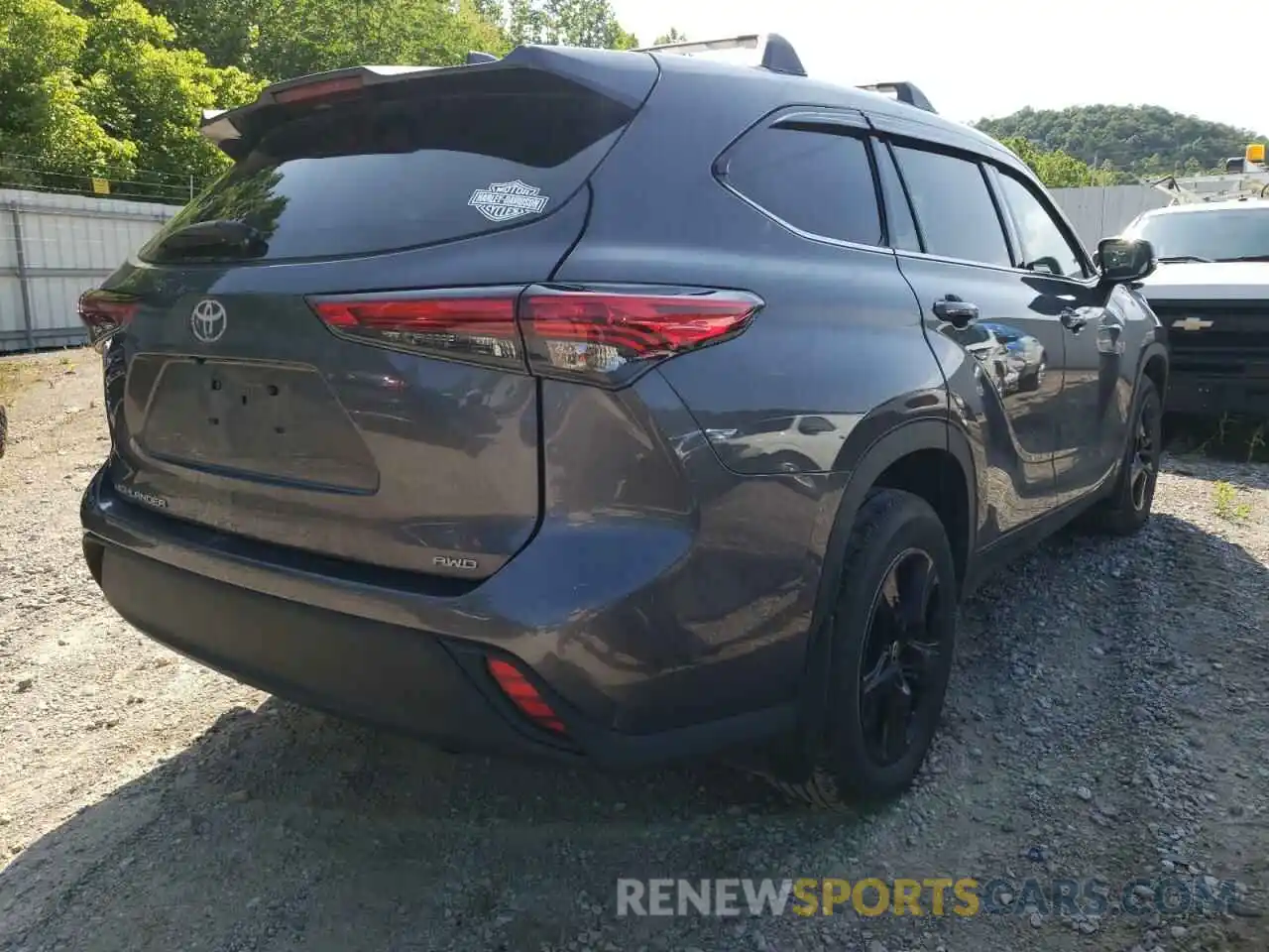 4 Photograph of a damaged car 5TDCZRBH8MS096814 TOYOTA HIGHLANDER 2021