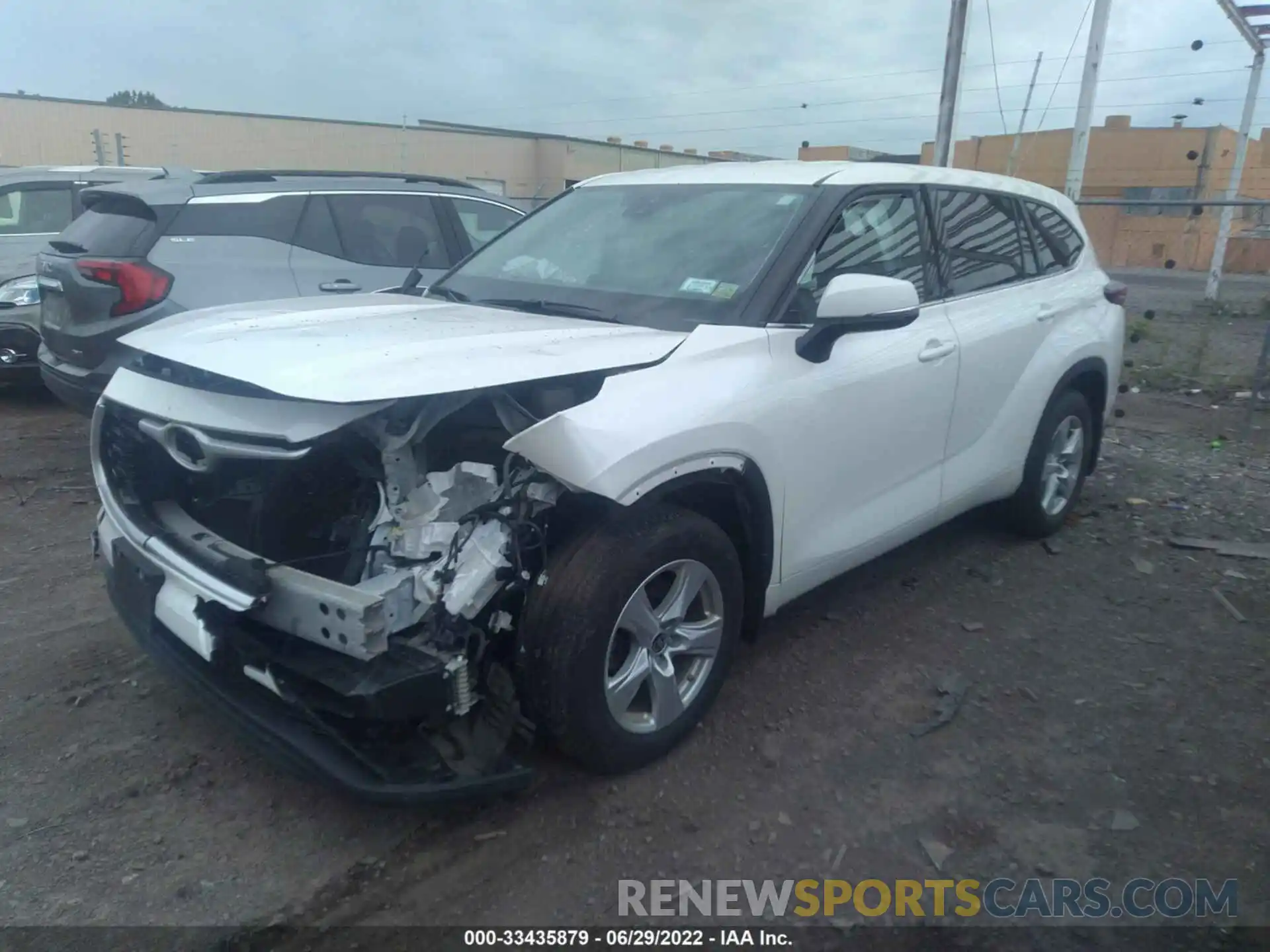 2 Photograph of a damaged car 5TDCZRBHXMS071820 TOYOTA HIGHLANDER 2021