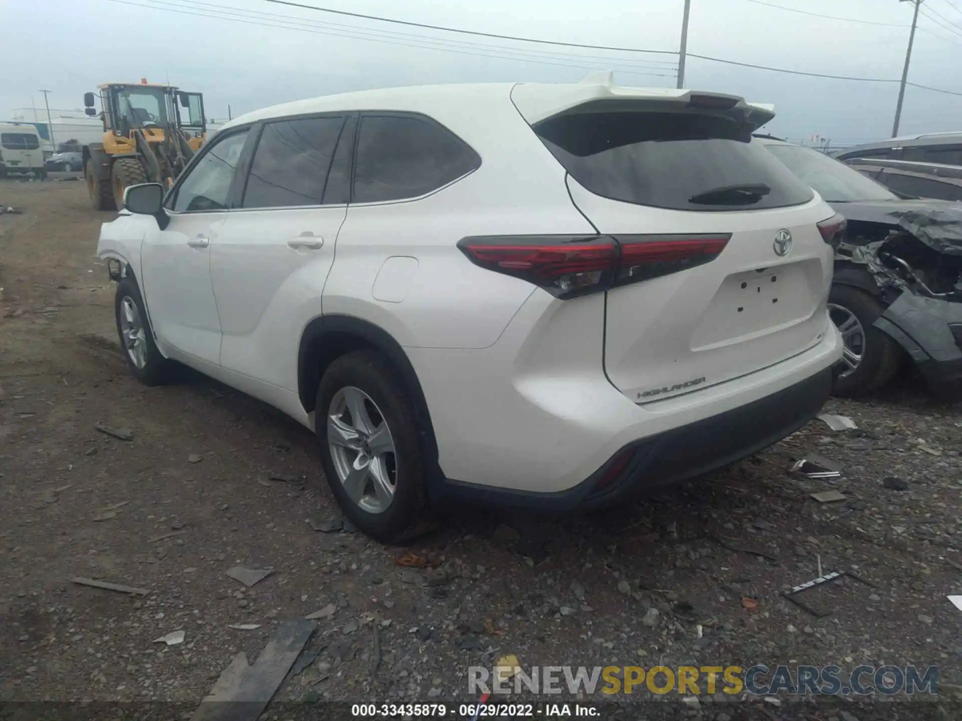 3 Photograph of a damaged car 5TDCZRBHXMS071820 TOYOTA HIGHLANDER 2021