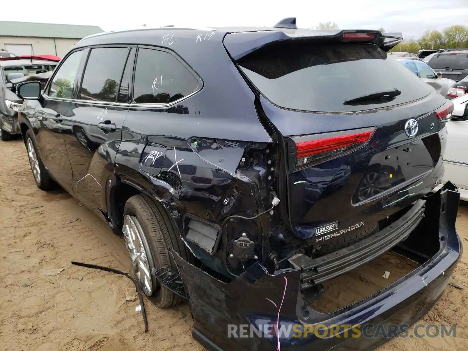 3 Photograph of a damaged car 5TDDBRCH0MS523149 TOYOTA HIGHLANDER 2021