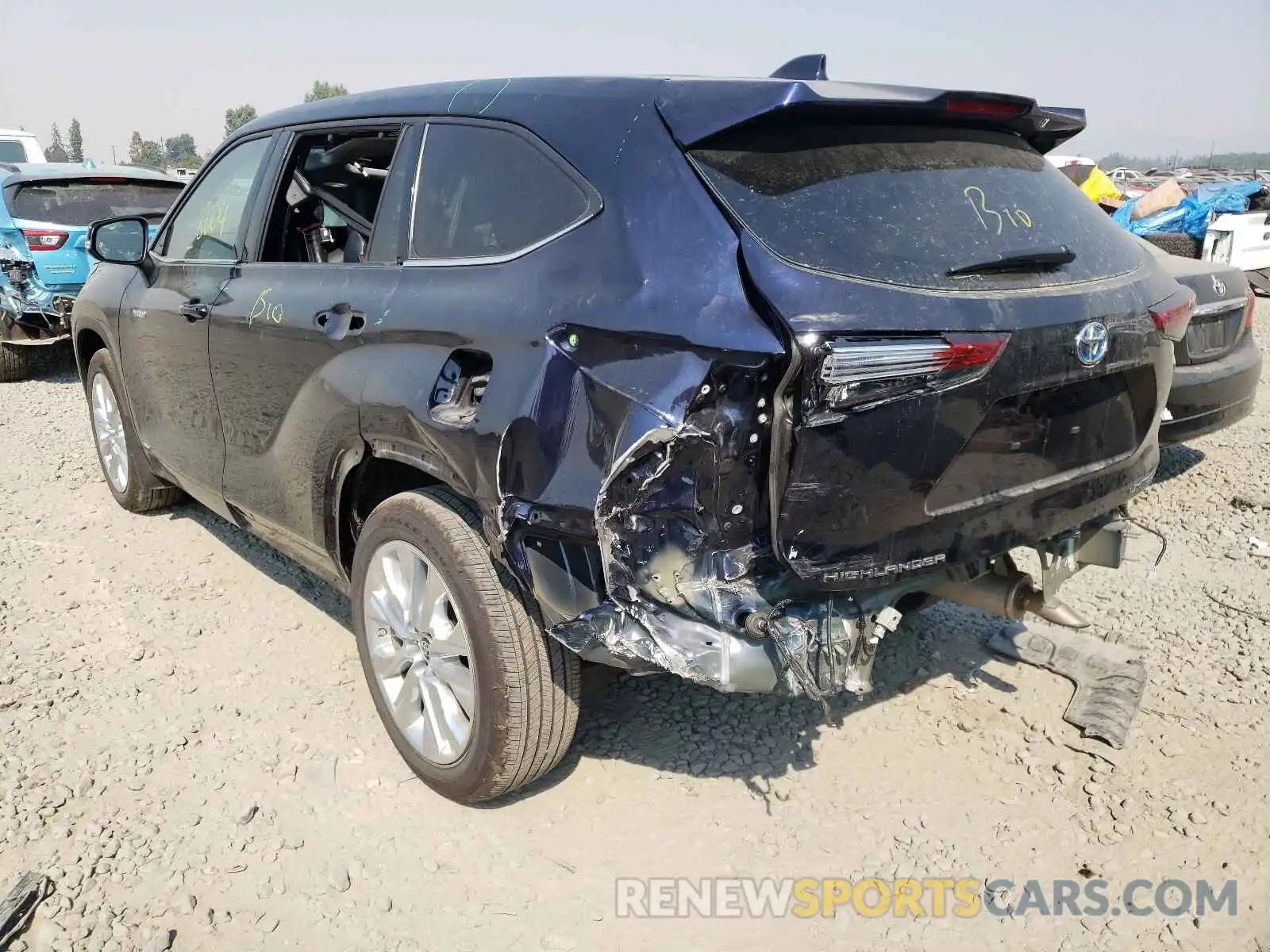 3 Photograph of a damaged car 5TDDBRCH1MS023792 TOYOTA HIGHLANDER 2021