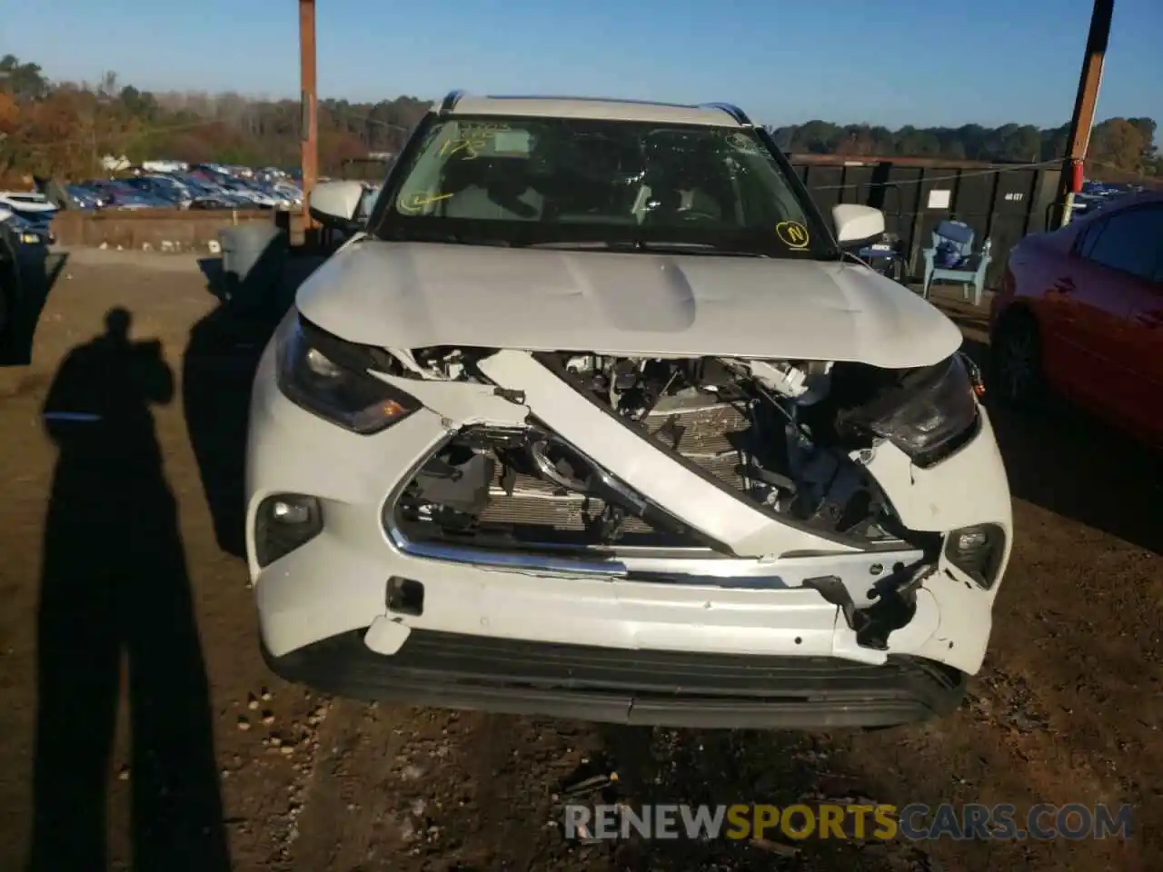 9 Photograph of a damaged car 5TDDBRCH1MS047607 TOYOTA HIGHLANDER 2021