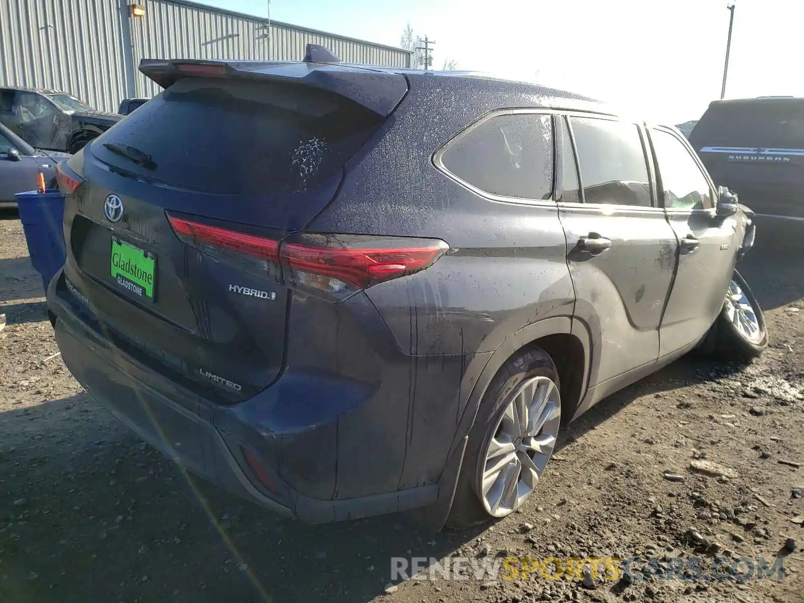 4 Photograph of a damaged car 5TDDBRCH7MS026342 TOYOTA HIGHLANDER 2021