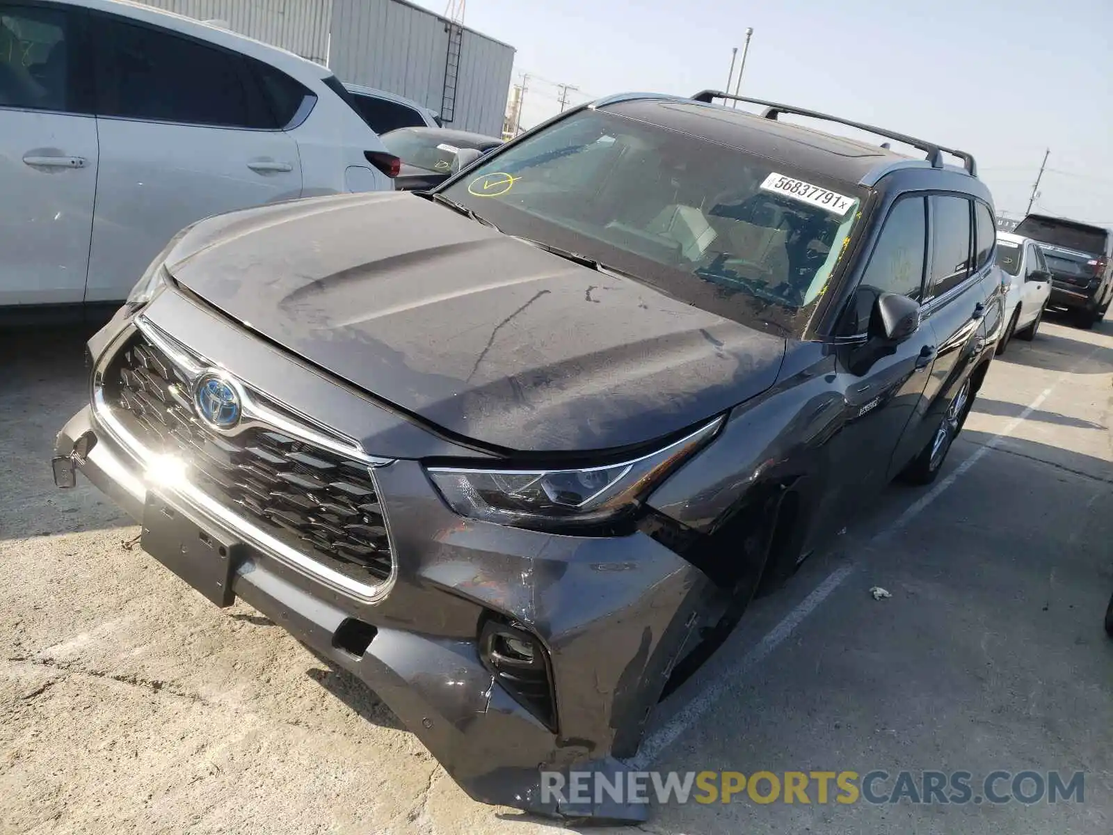 2 Photograph of a damaged car 5TDDBRCH8MS052092 TOYOTA HIGHLANDER 2021