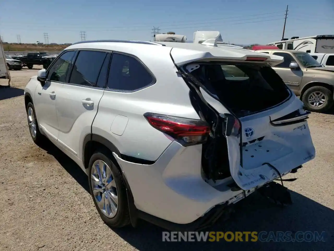 3 Photograph of a damaged car 5TDDBRCH8MS530401 TOYOTA HIGHLANDER 2021