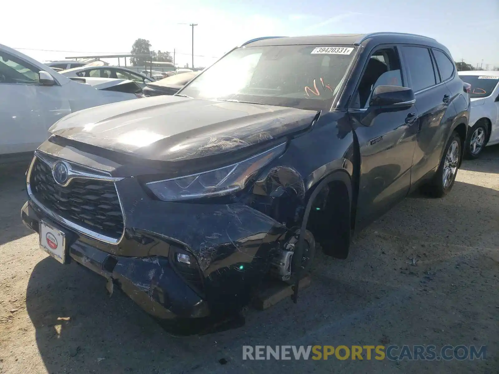 2 Photograph of a damaged car 5TDDBRCHXMS035939 TOYOTA HIGHLANDER 2021