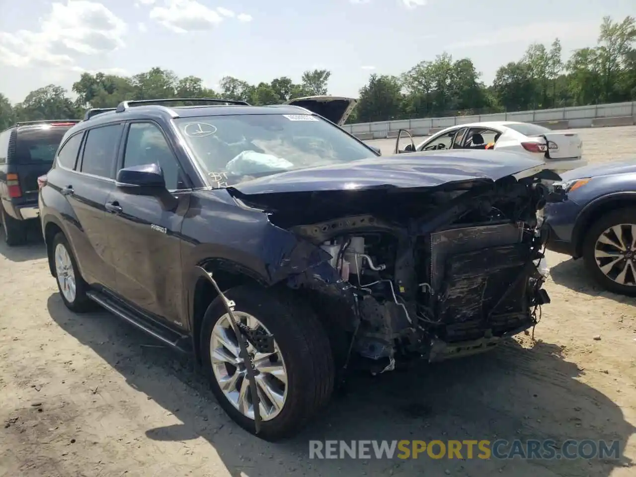 1 Photograph of a damaged car 5TDDBRCHXMS522235 TOYOTA HIGHLANDER 2021