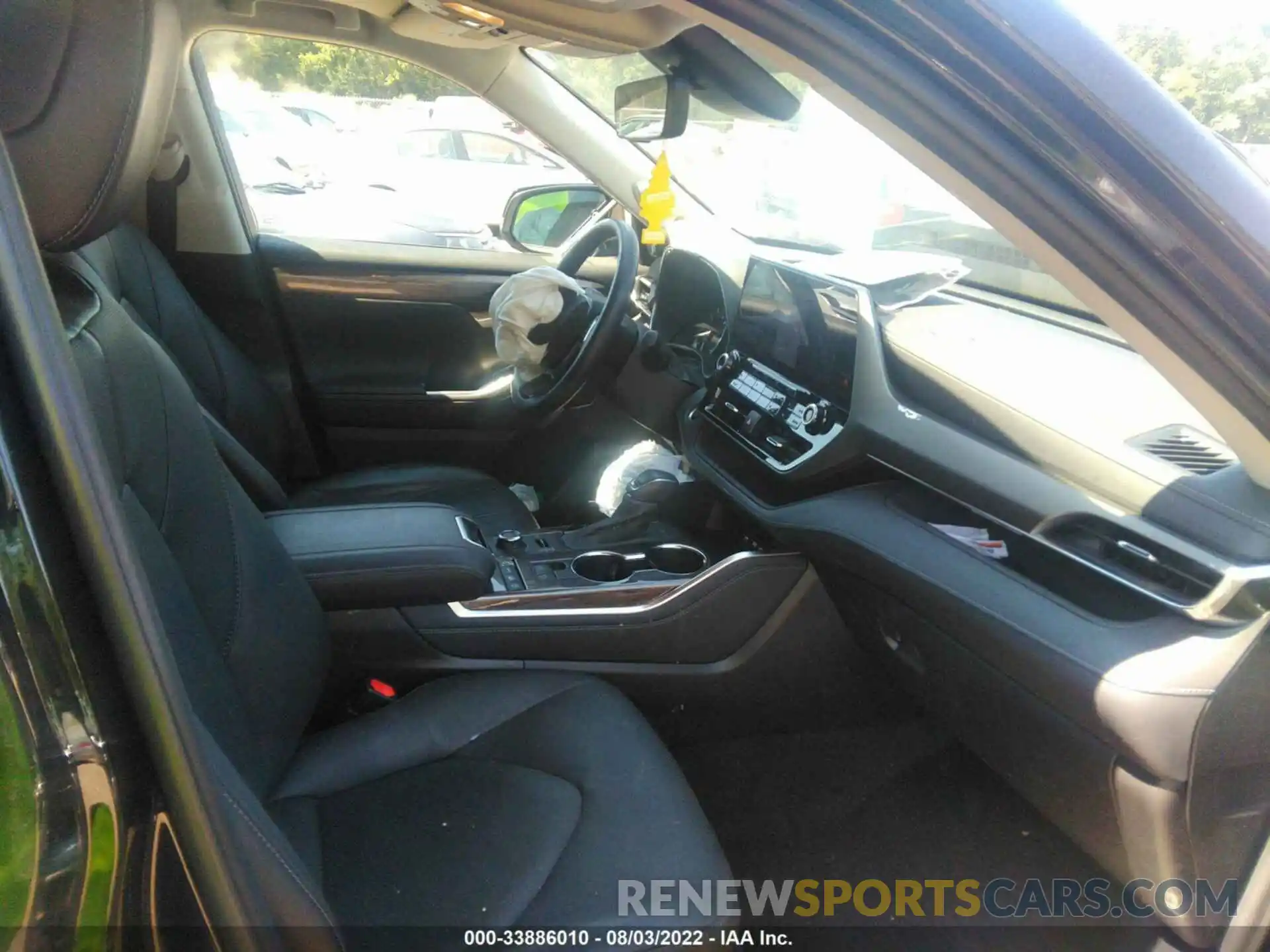 5 Photograph of a damaged car 5TDDZRBH0MS093054 TOYOTA HIGHLANDER 2021