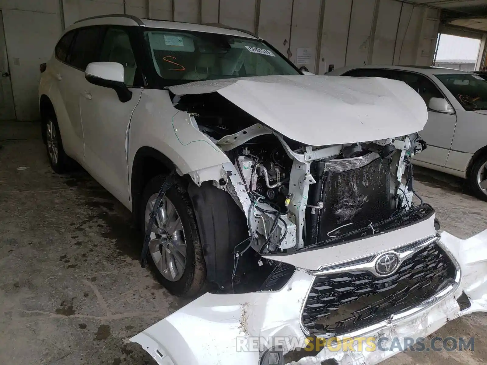 1 Photograph of a damaged car 5TDDZRBH0MS524086 TOYOTA HIGHLANDER 2021