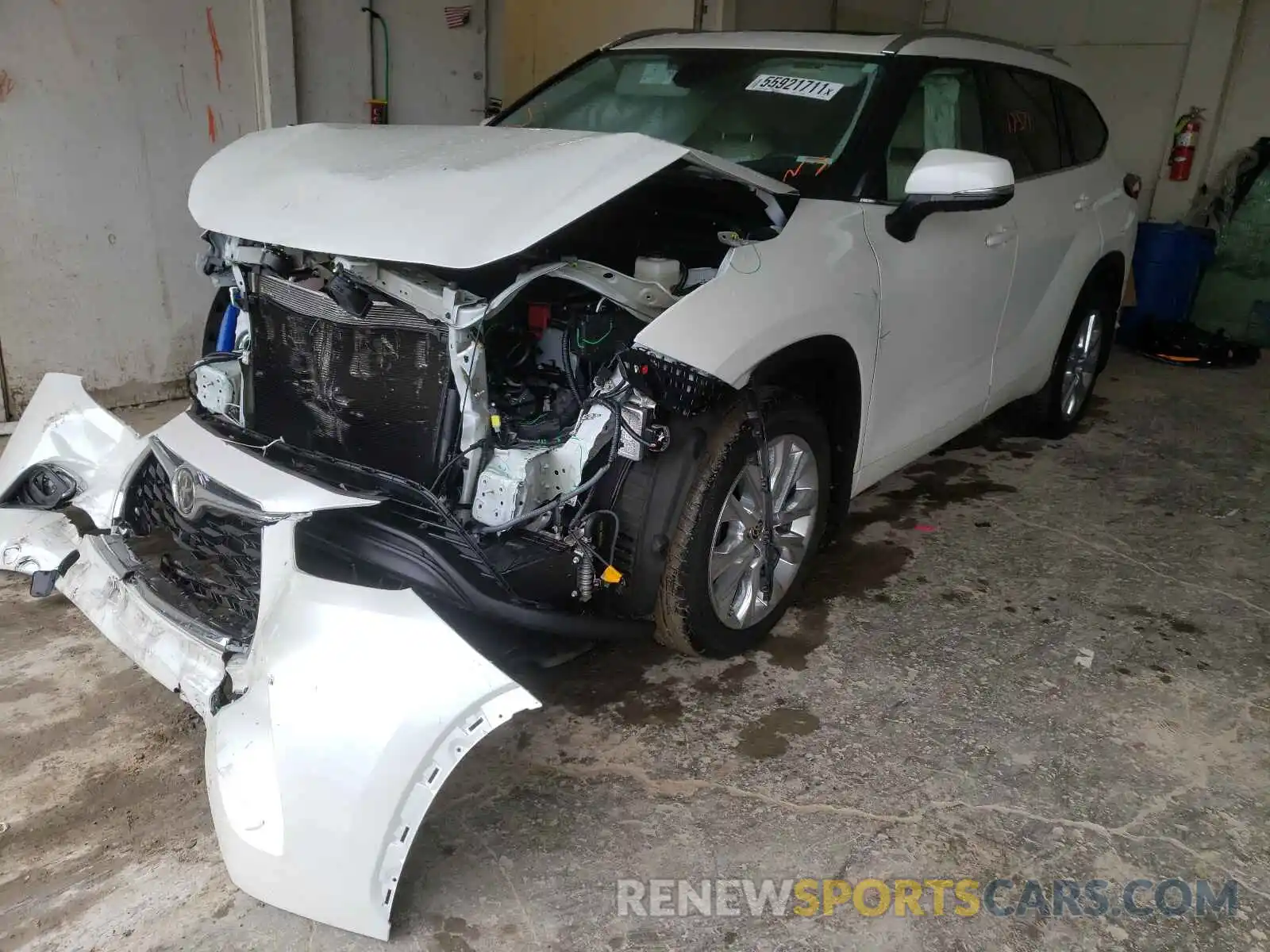 2 Photograph of a damaged car 5TDDZRBH0MS524086 TOYOTA HIGHLANDER 2021