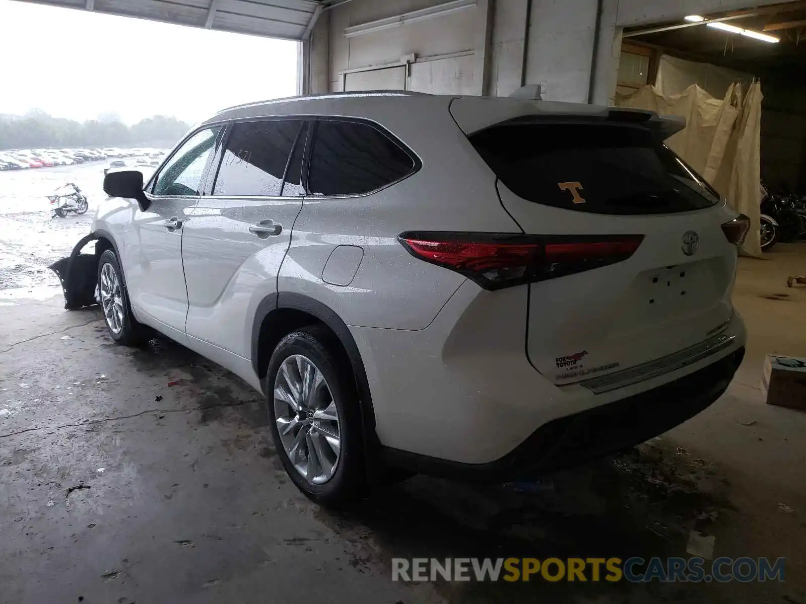 3 Photograph of a damaged car 5TDDZRBH0MS524086 TOYOTA HIGHLANDER 2021