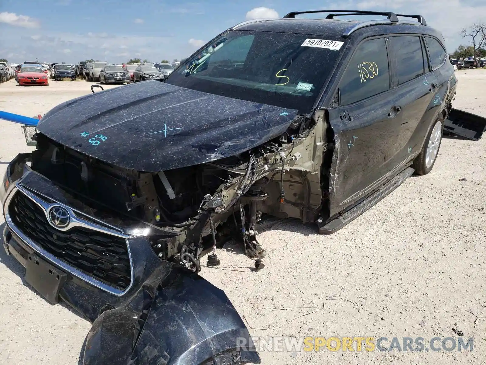 2 Photograph of a damaged car 5TDDZRBH0MS526758 TOYOTA HIGHLANDER 2021