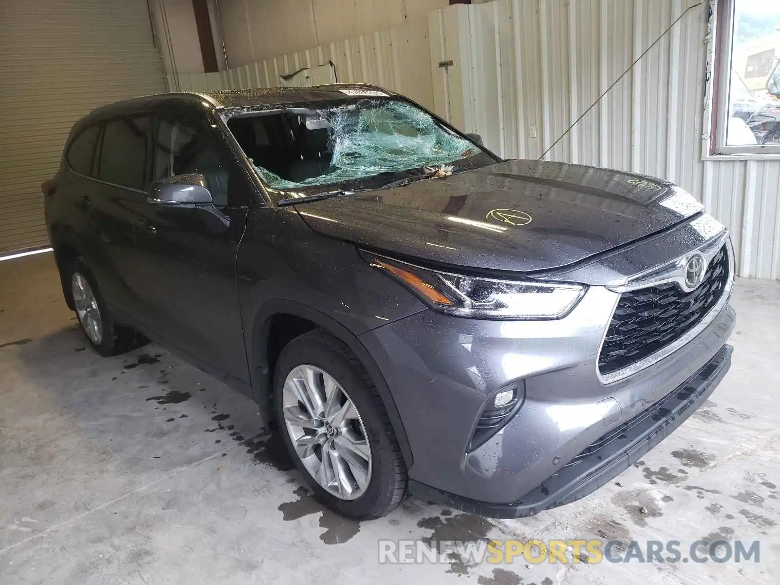 1 Photograph of a damaged car 5TDDZRBH0MS527201 TOYOTA HIGHLANDER 2021