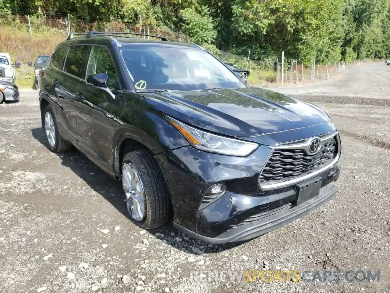 1 Photograph of a damaged car 5TDDZRBH0MS555810 TOYOTA HIGHLANDER 2021