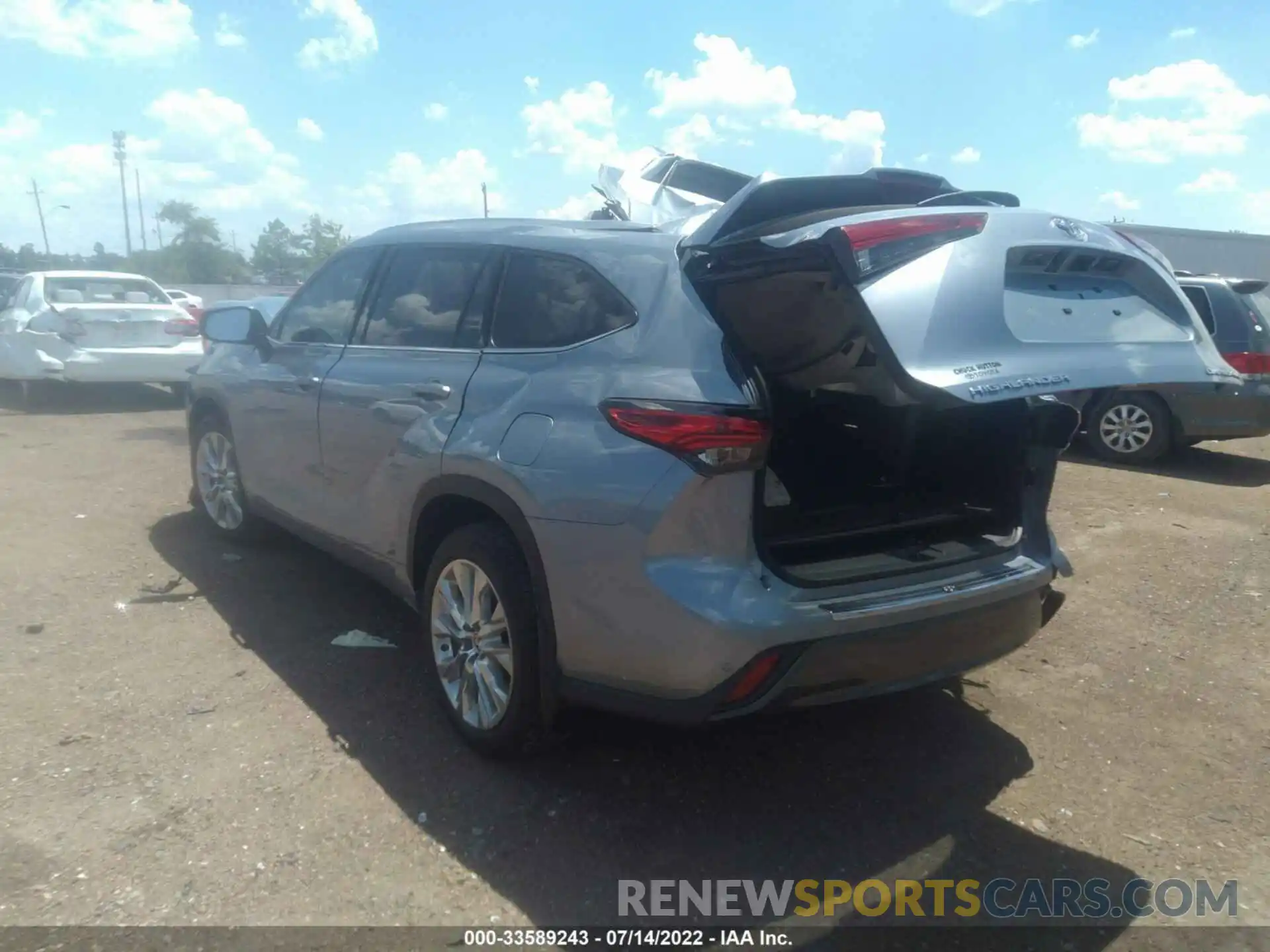 3 Photograph of a damaged car 5TDDZRBH1MS146683 TOYOTA HIGHLANDER 2021