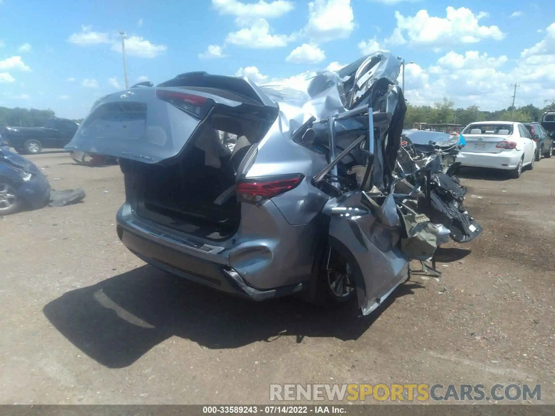 4 Photograph of a damaged car 5TDDZRBH1MS146683 TOYOTA HIGHLANDER 2021