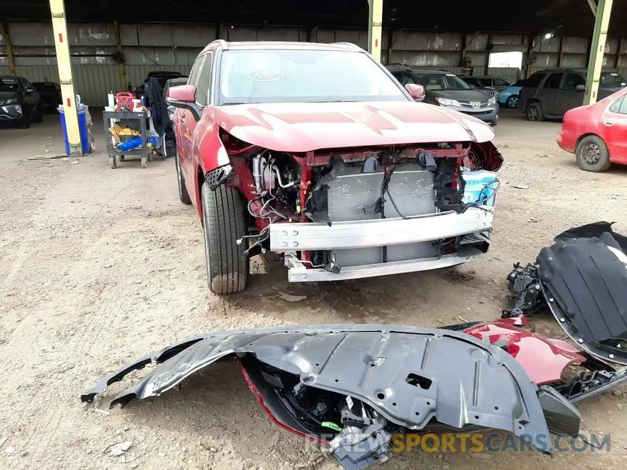 9 Photograph of a damaged car 5TDDZRBH1MS559137 TOYOTA HIGHLANDER 2021