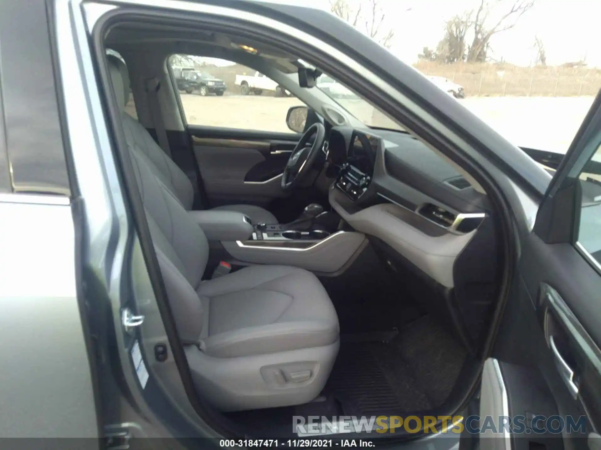 5 Photograph of a damaged car 5TDDZRBH2MS098174 TOYOTA HIGHLANDER 2021