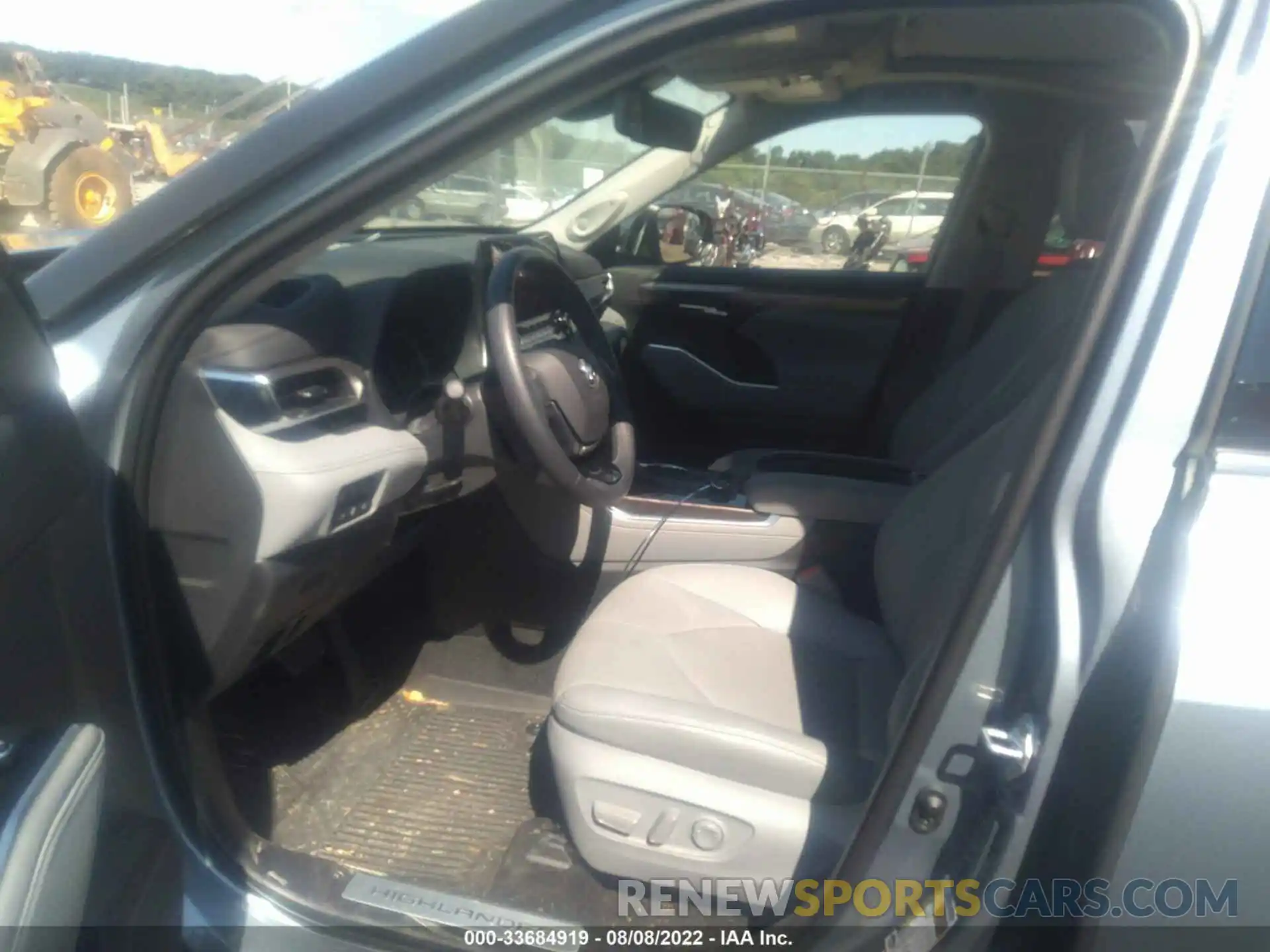 5 Photograph of a damaged car 5TDDZRBH2MS142089 TOYOTA HIGHLANDER 2021