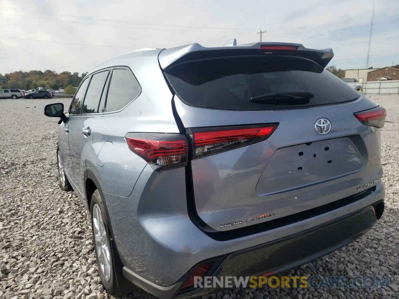 3 Photograph of a damaged car 5TDDZRBH2MS146126 TOYOTA HIGHLANDER 2021