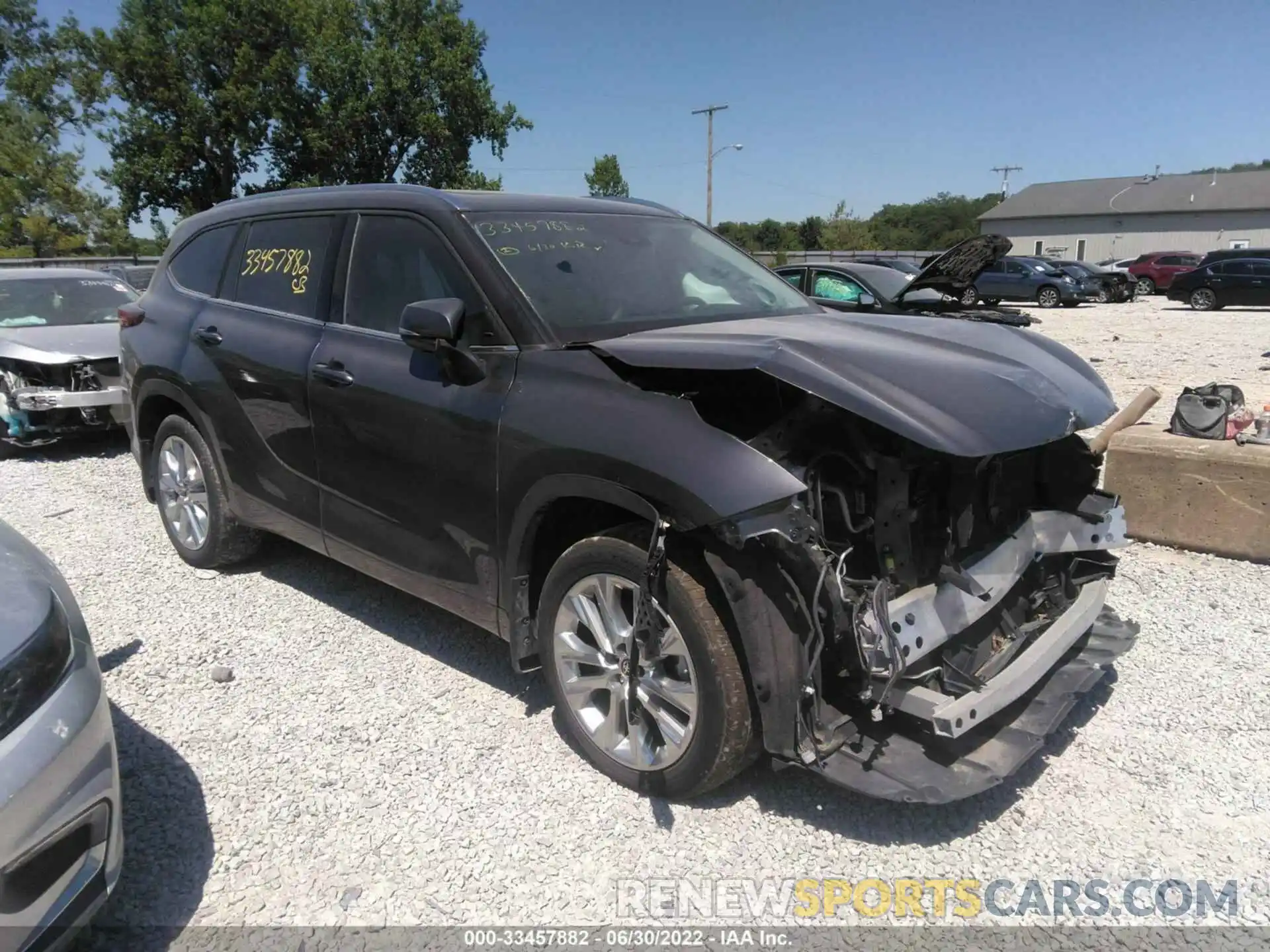 1 Photograph of a damaged car 5TDDZRBH4MS084129 TOYOTA HIGHLANDER 2021