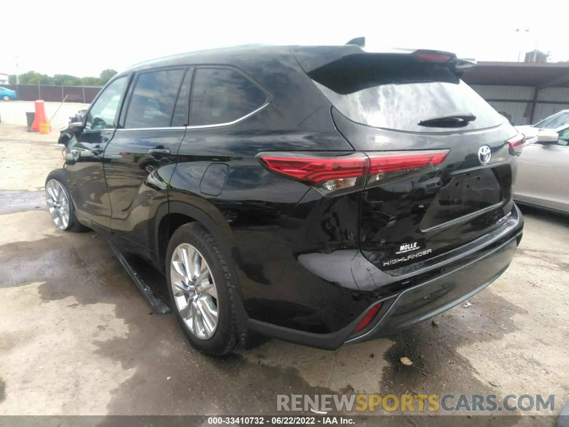 3 Photograph of a damaged car 5TDDZRBH5MS083216 TOYOTA HIGHLANDER 2021