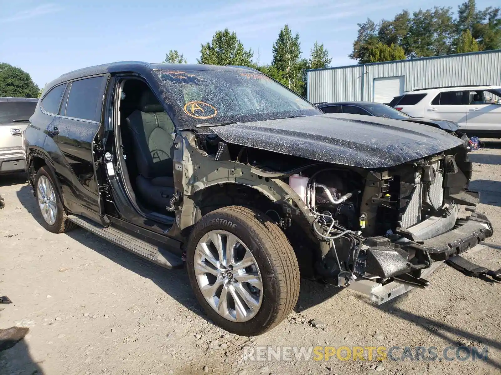 1 Photograph of a damaged car 5TDDZRBH5MS121544 TOYOTA HIGHLANDER 2021