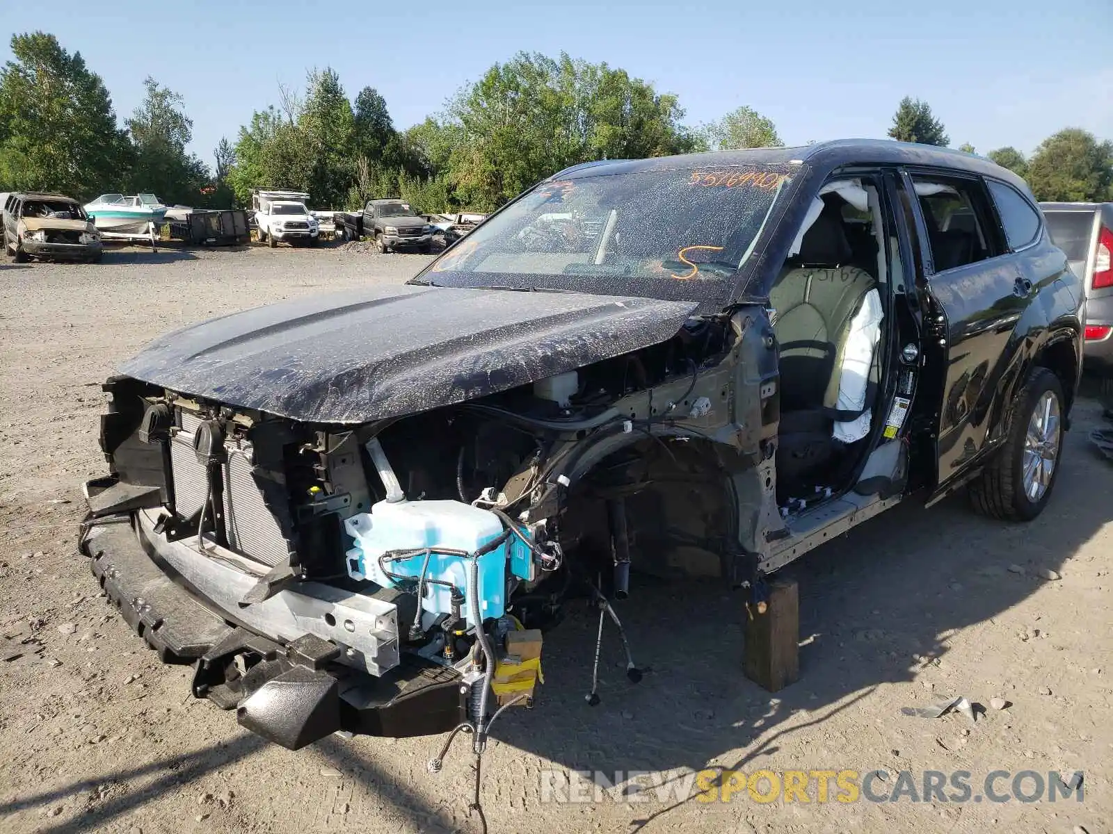 2 Photograph of a damaged car 5TDDZRBH5MS121544 TOYOTA HIGHLANDER 2021