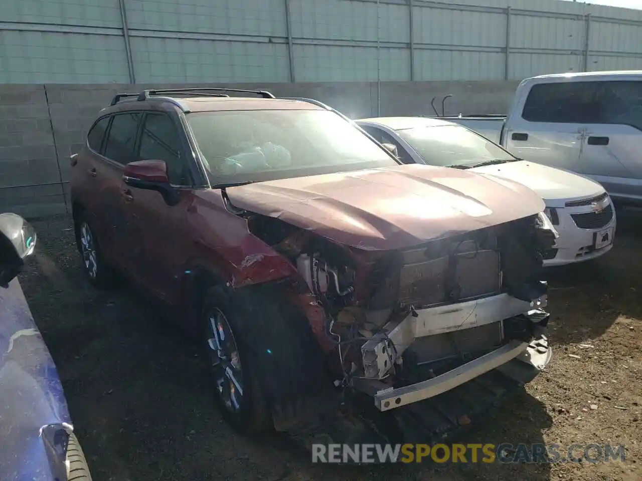 1 Photograph of a damaged car 5TDDZRBH5MS124038 TOYOTA HIGHLANDER 2021