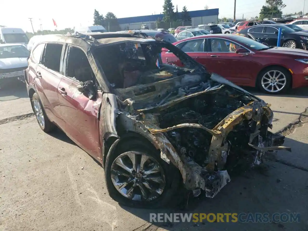 1 Photograph of a damaged car 5TDDZRBH5MS131975 TOYOTA HIGHLANDER 2021